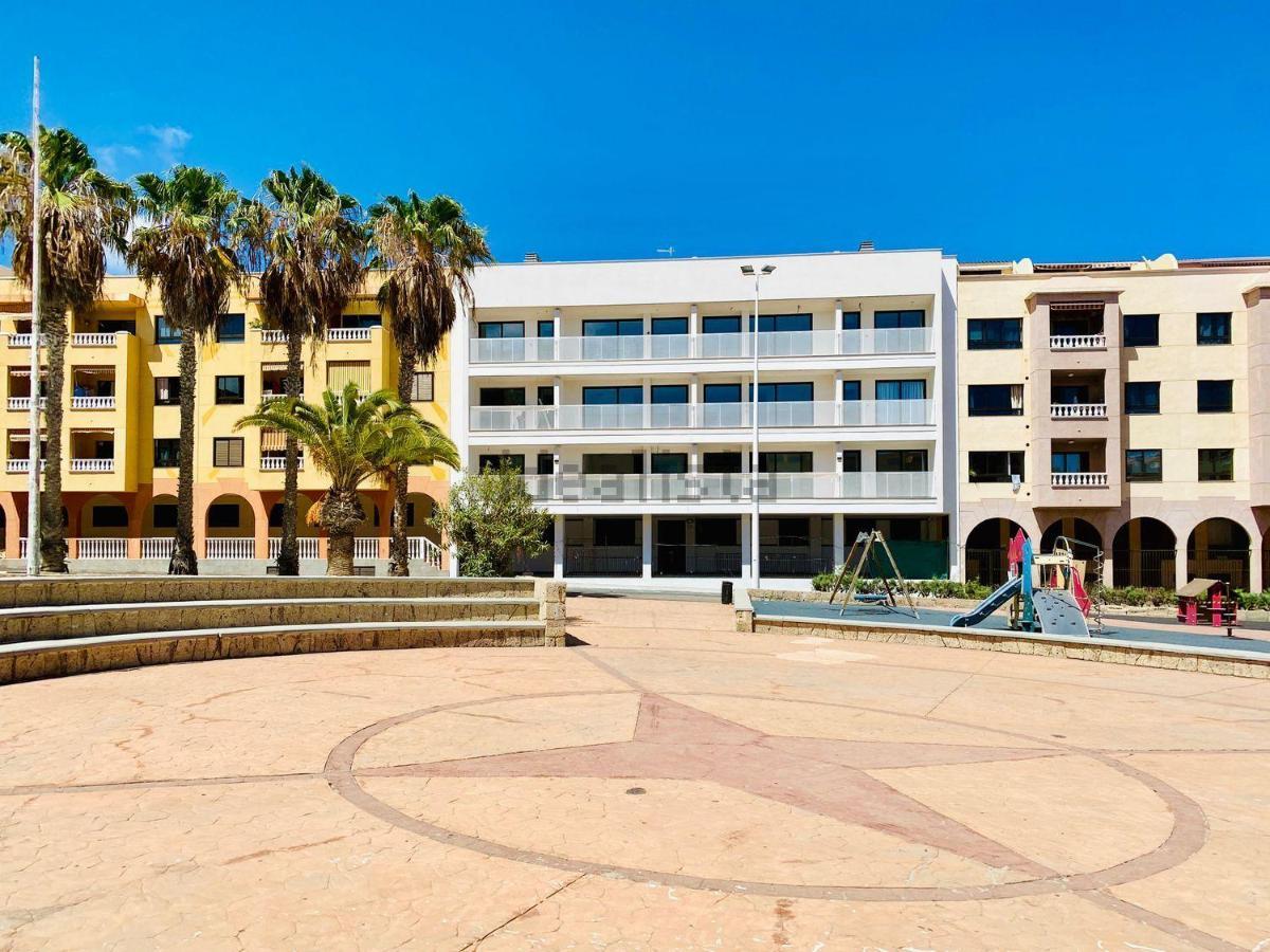 New 140m2 Loft-style Flat At Town Heart, 3 Beaches Close Casa Leon Apartamento El Médano