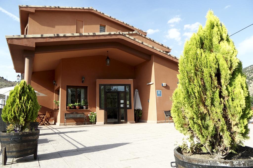 Valdevécar Hotel