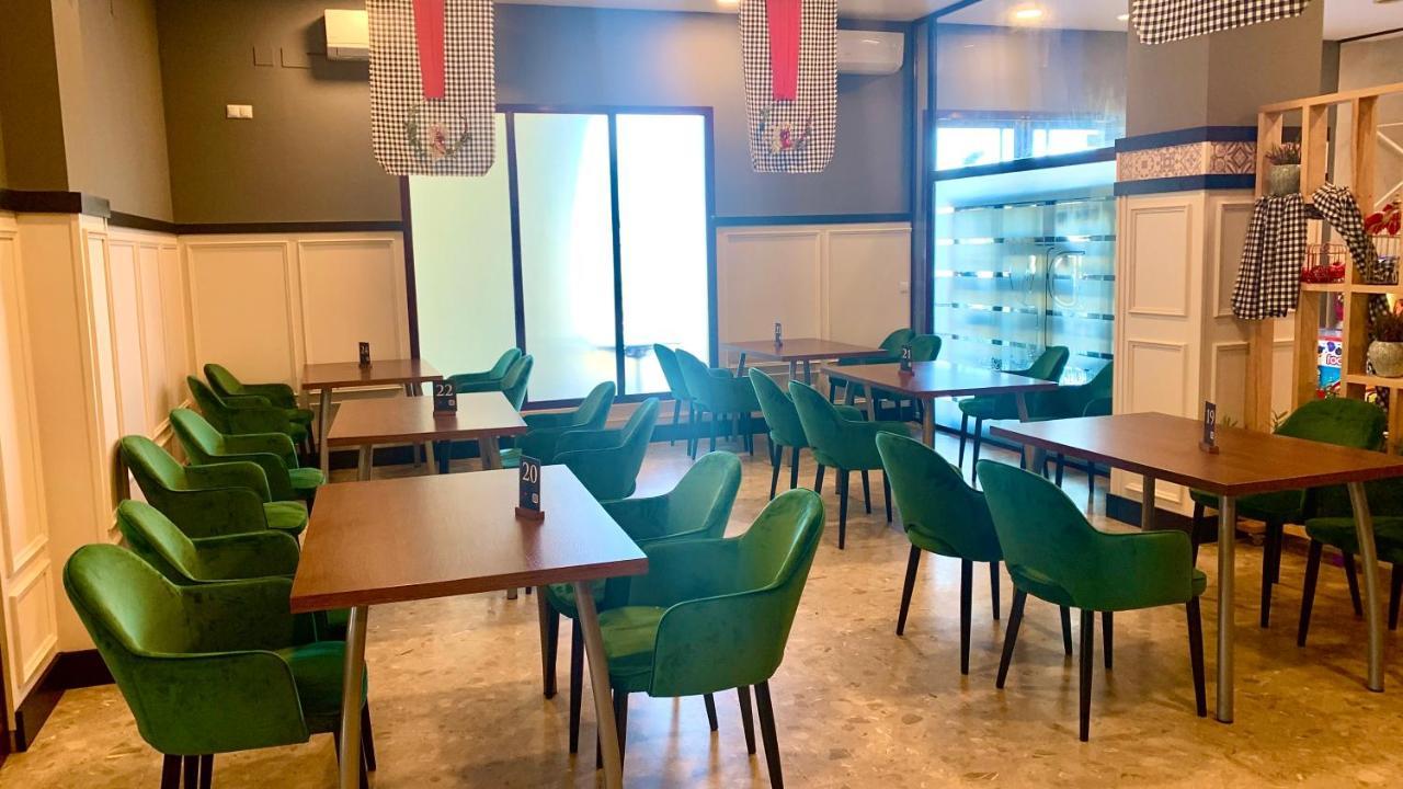 Hotel Don Polvorón 3*