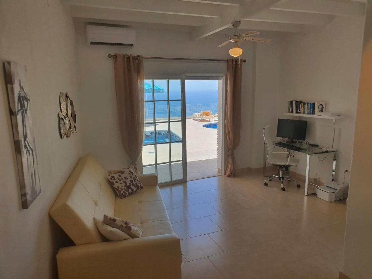 Villa Tango *