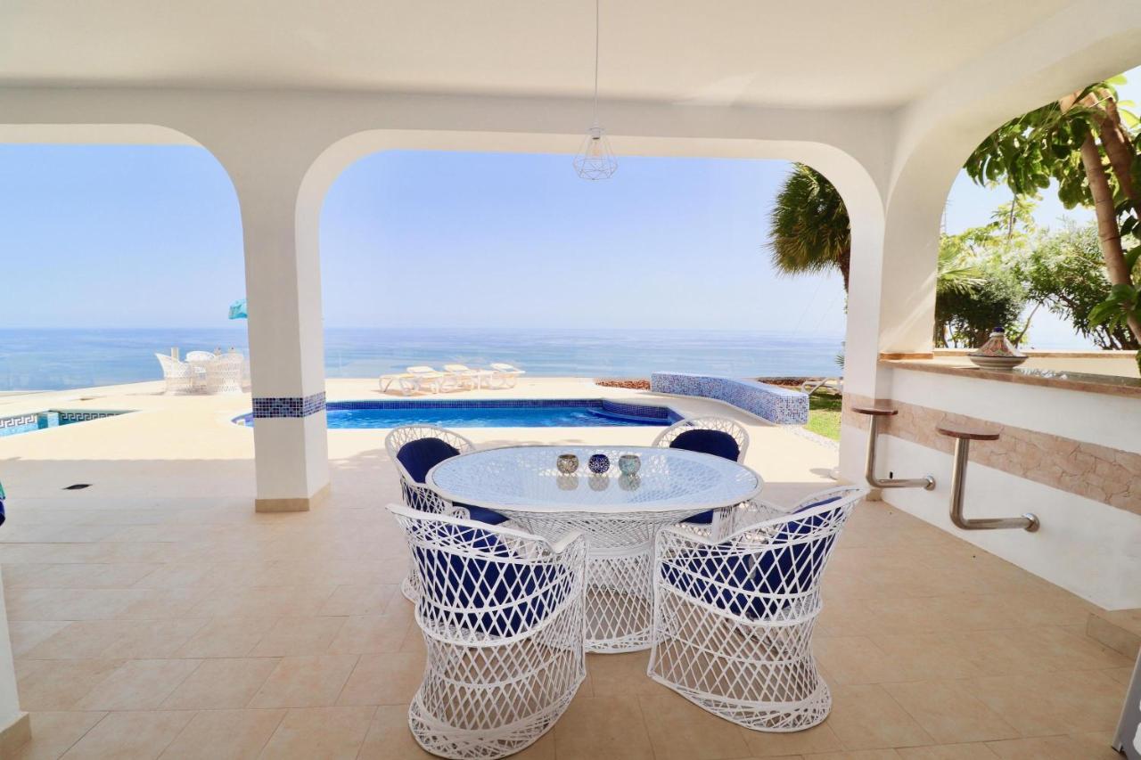 Villa Tango