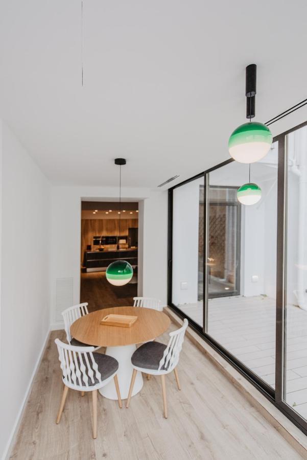Petit Luxe St. Pere Apartment