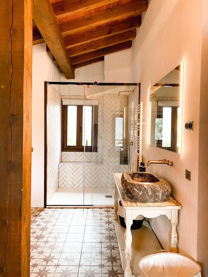 Chalet El Cuento De La Encina. Un Espacio Sentir