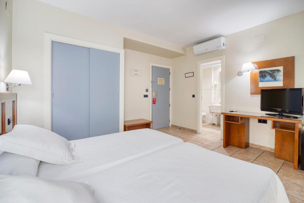 Hospedium Abril Hotel