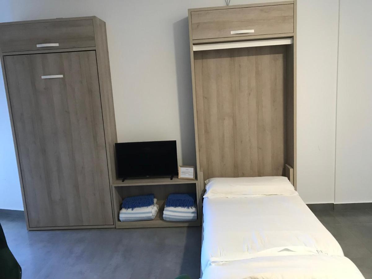Apartment Ad Theatrum