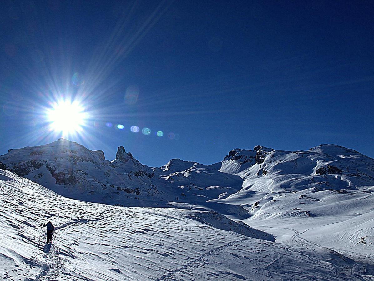 Valle De Izas 3*