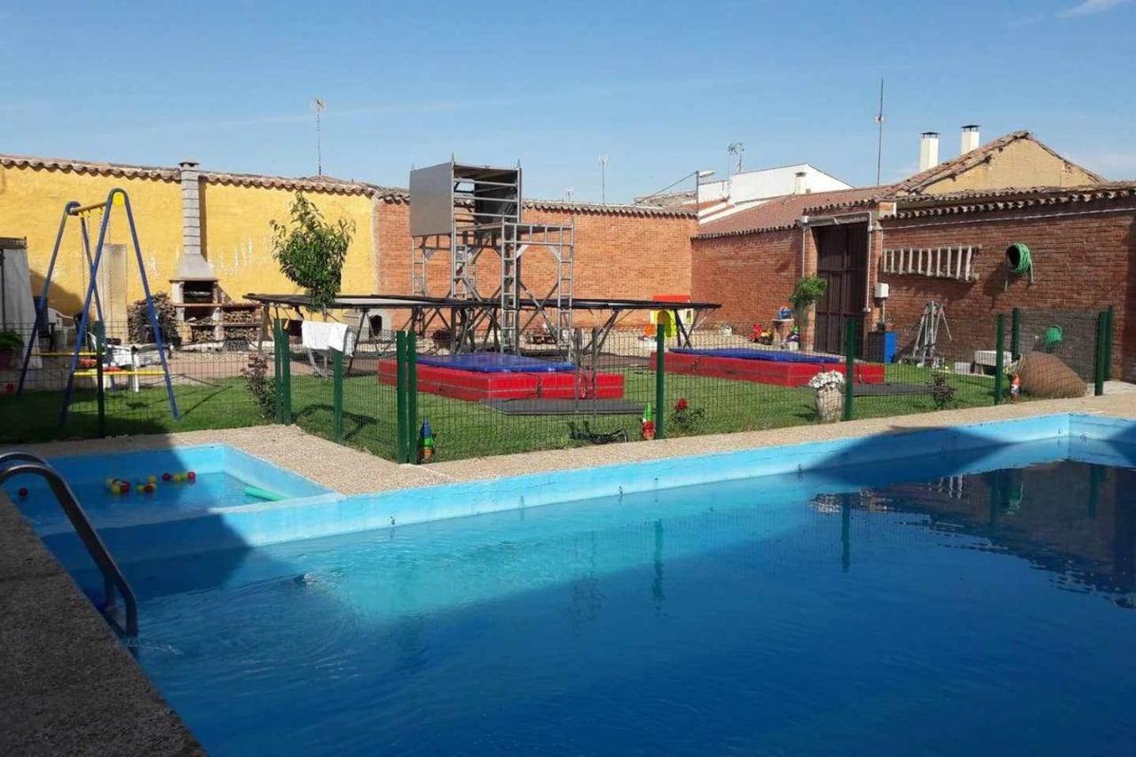 Casa De Pueblo *
