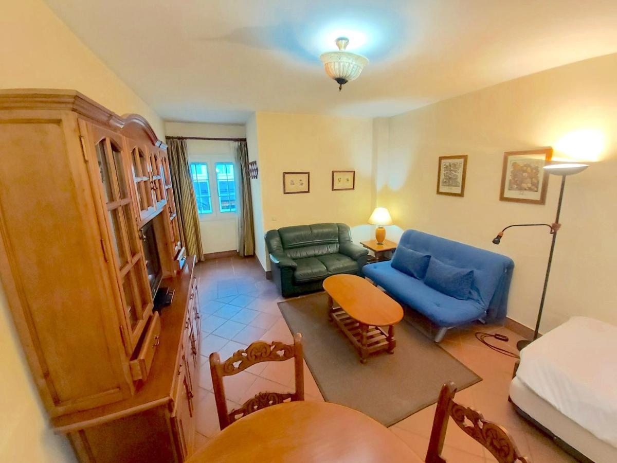 Apartamento Plaza Andalucía Edificio Dornajo 2-4 Pax *