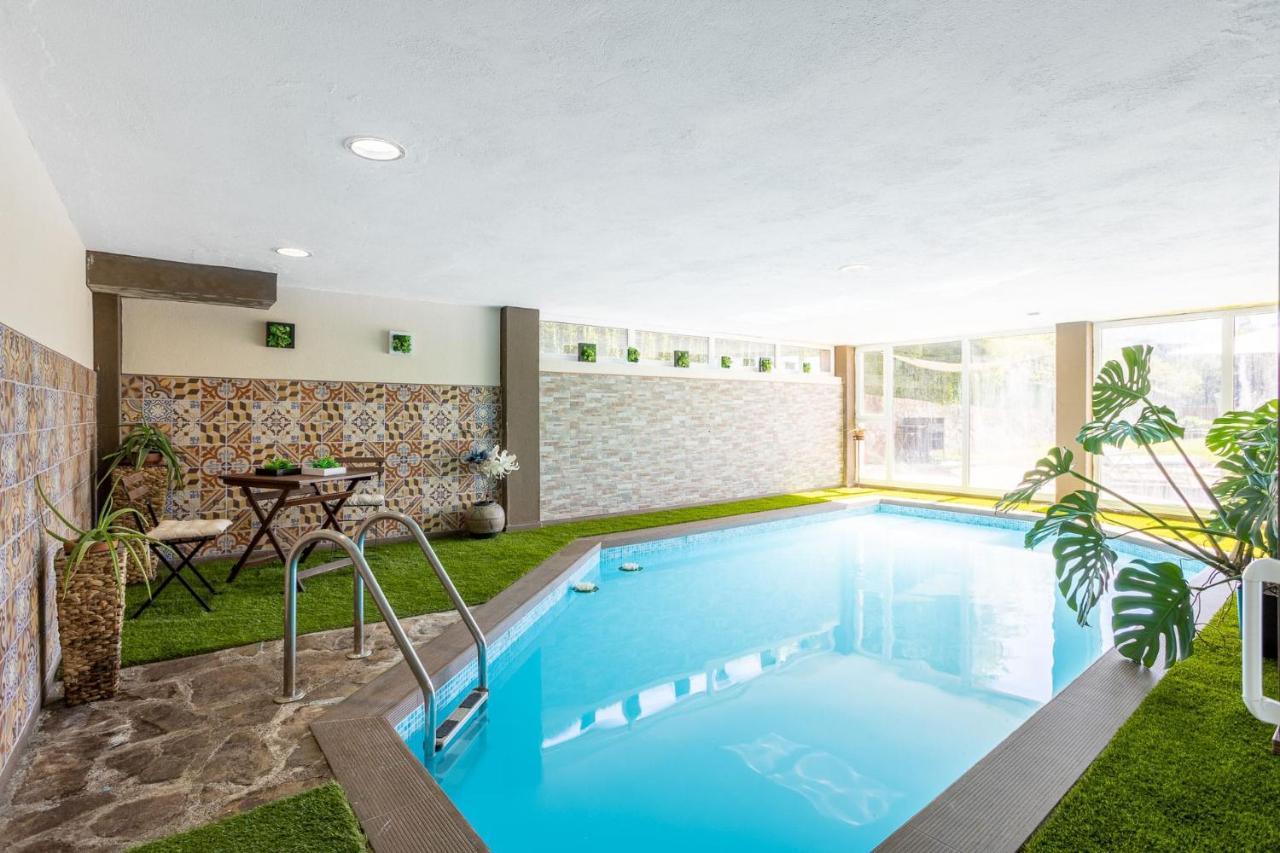 Le Llar, Casa Con Piscinas Cerca De Santiago De Compostela Сasa de vacaciones *