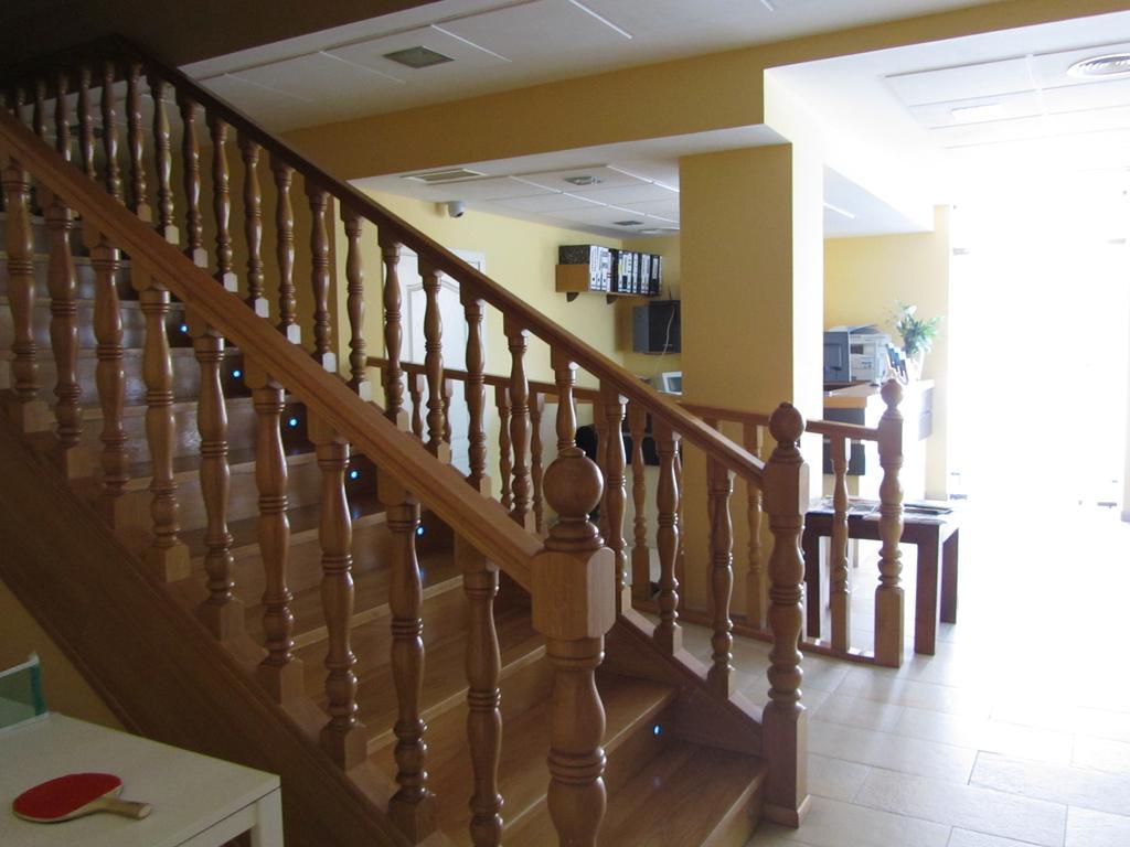 Hotel Velilla Velilla de San Antonio