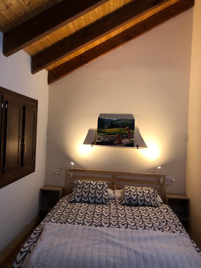 Familiar Con Jardin Y Piscina Holiday home