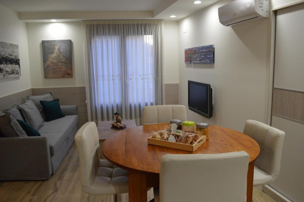 Casa Del Carmen I - Parking Incluido Apartment Tudela
