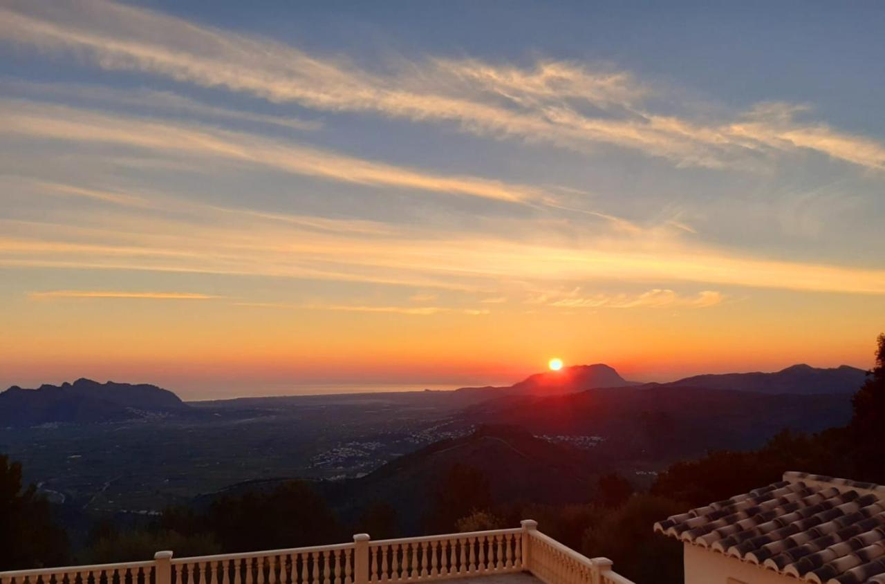 Casa Lennisa Bed & Breakfast Campell