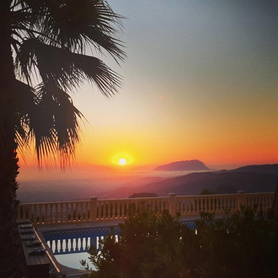 Bed & Breakfast Casa Lennisa