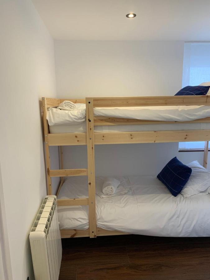 Fantastic Brand New In Location Just Few Steps From The Slope! Private Parking Sierra Nevada