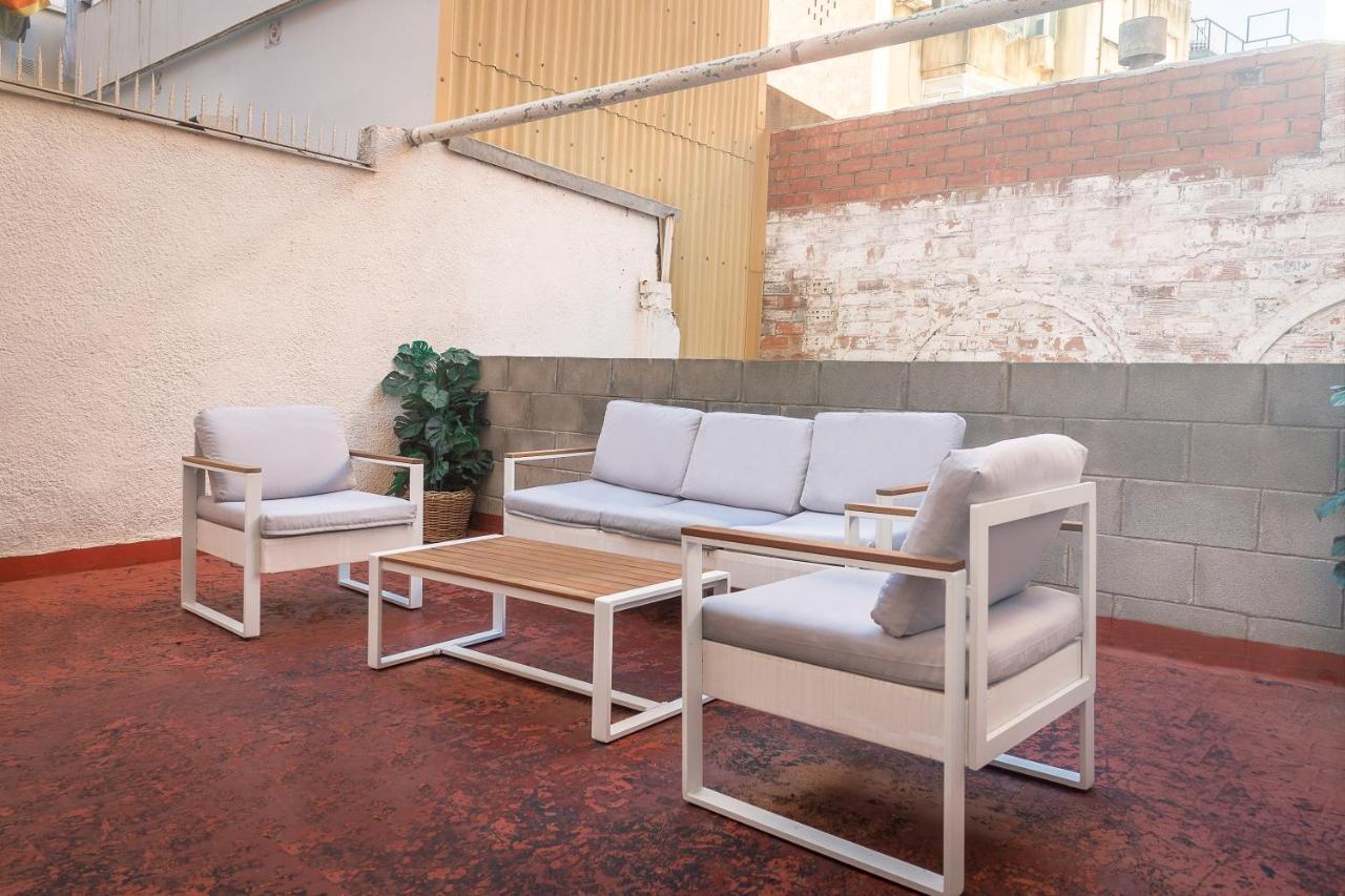 Modern Catalan By Olala Homes * L'Hospitalet de Llobregat
