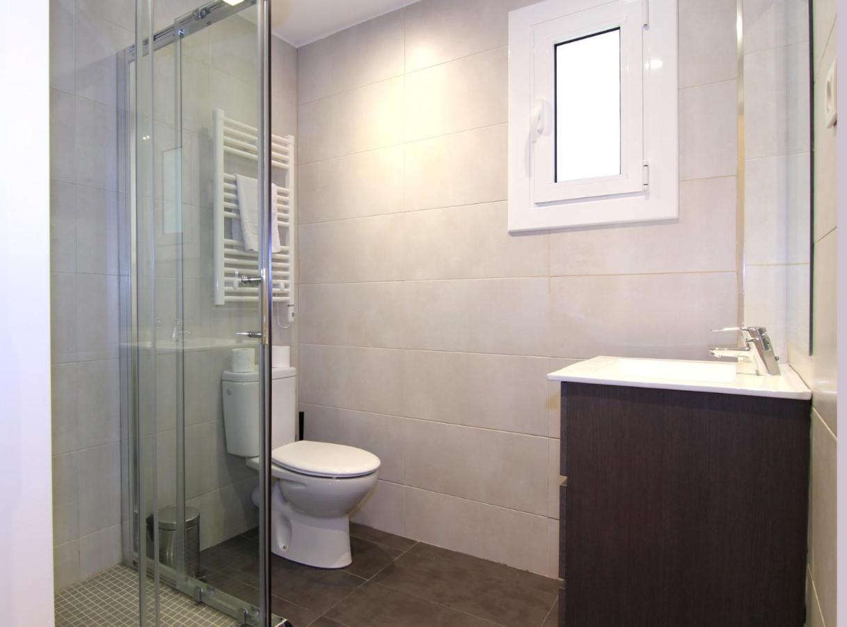 Girona -modernist Next To Paseo De Gracia *