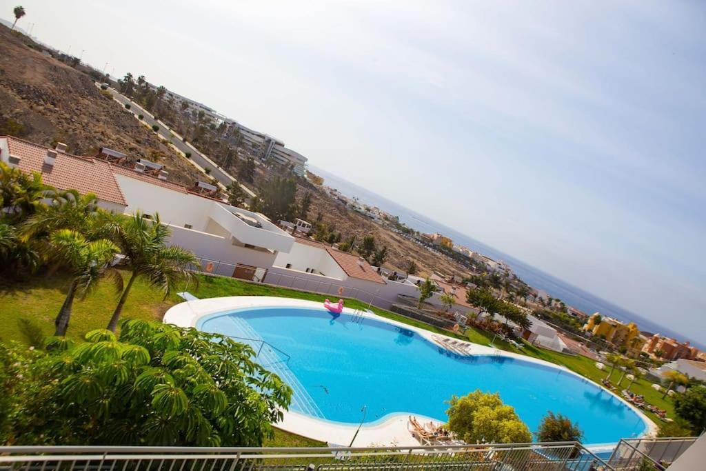 2 Bedrooms In Magnolia Golf Resort, La Caleta Apartment