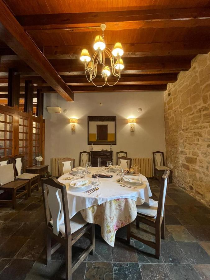 Torre Palacio La Taxuela Inn Villanueva la Lastra
