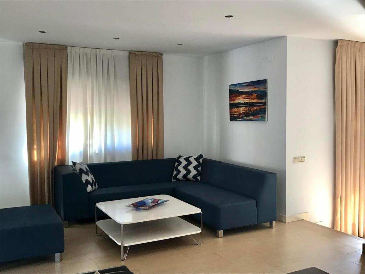 Villa Luxurious Villa. Private Pool, Padel Court. Subway