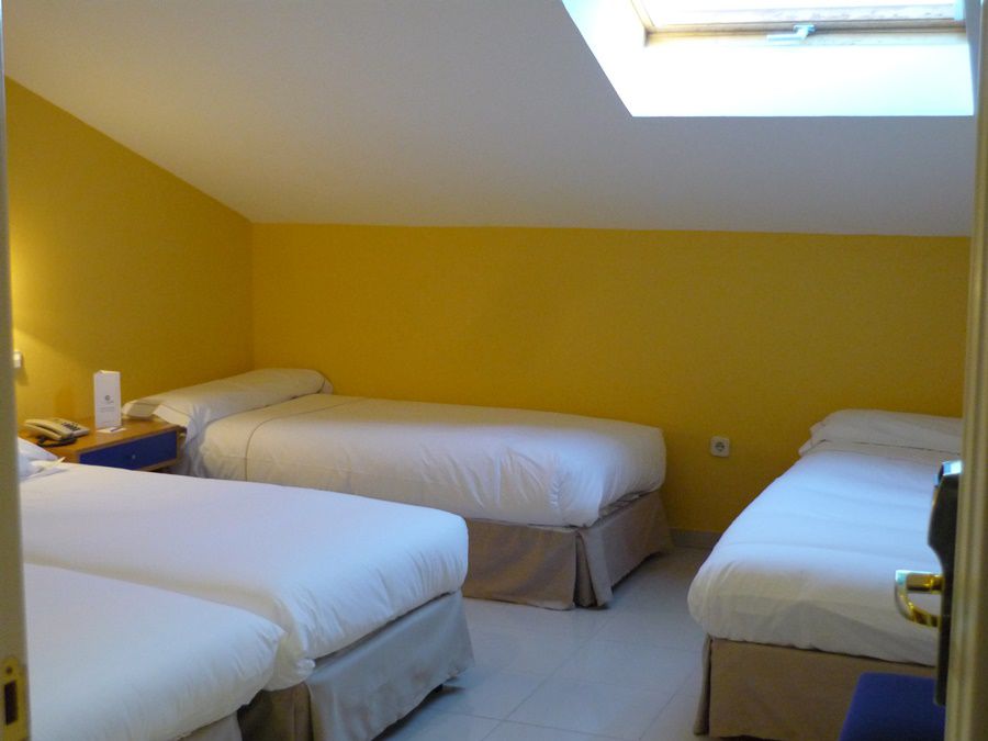 Hotel De 3*