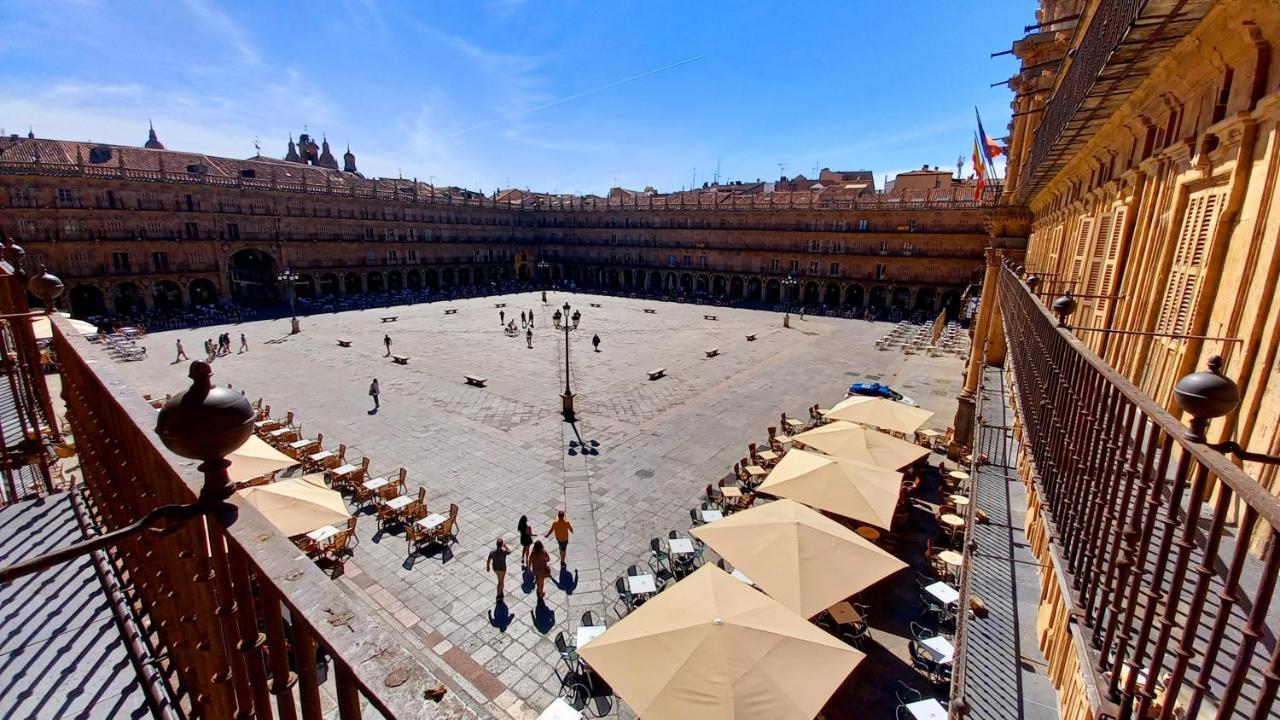 Toro 2, 2º En La Misma Plaza Mayor De