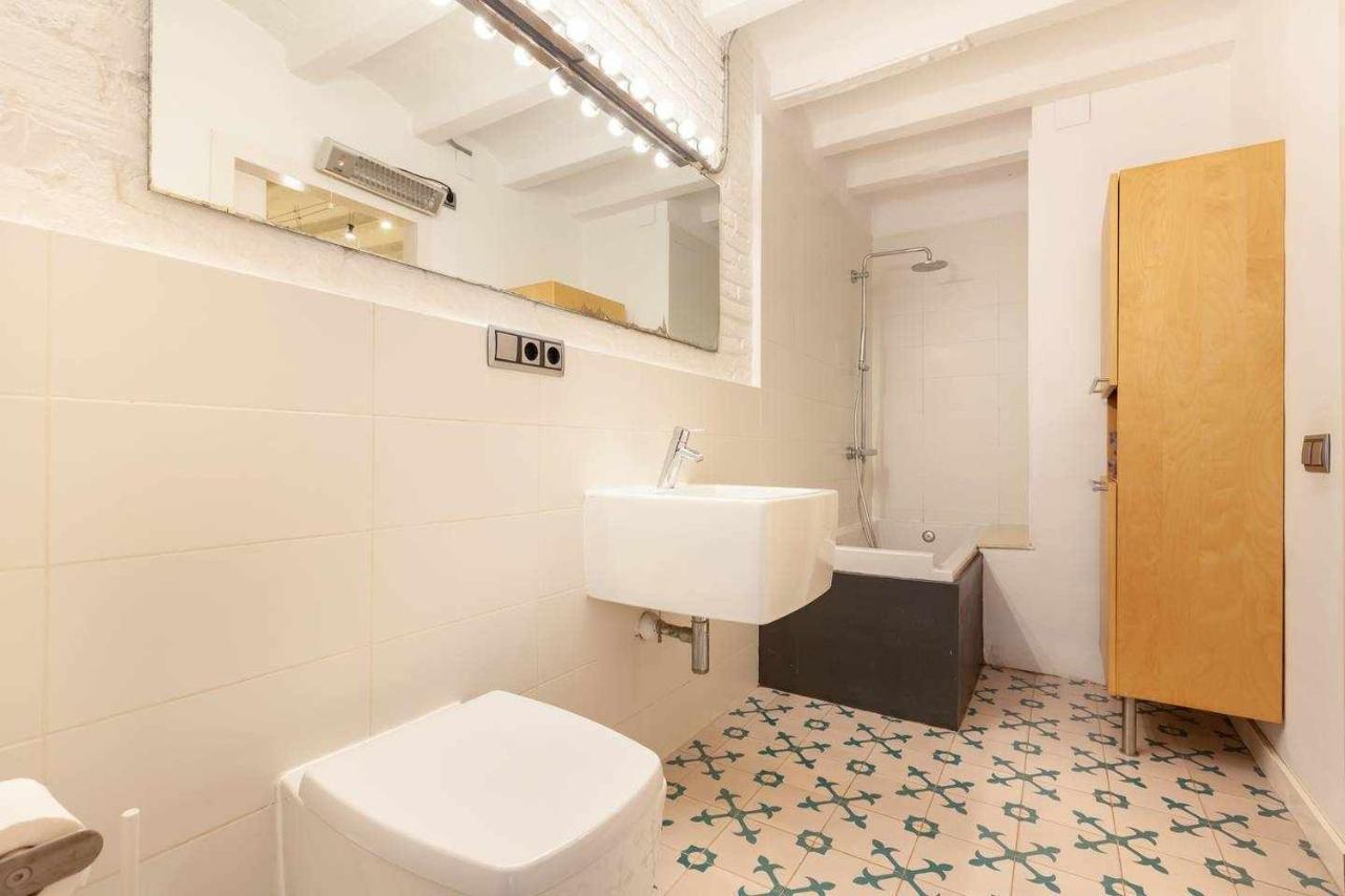 Circus Apartment *