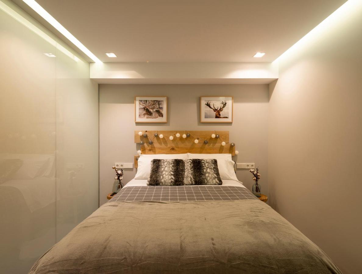Snow Apartment *