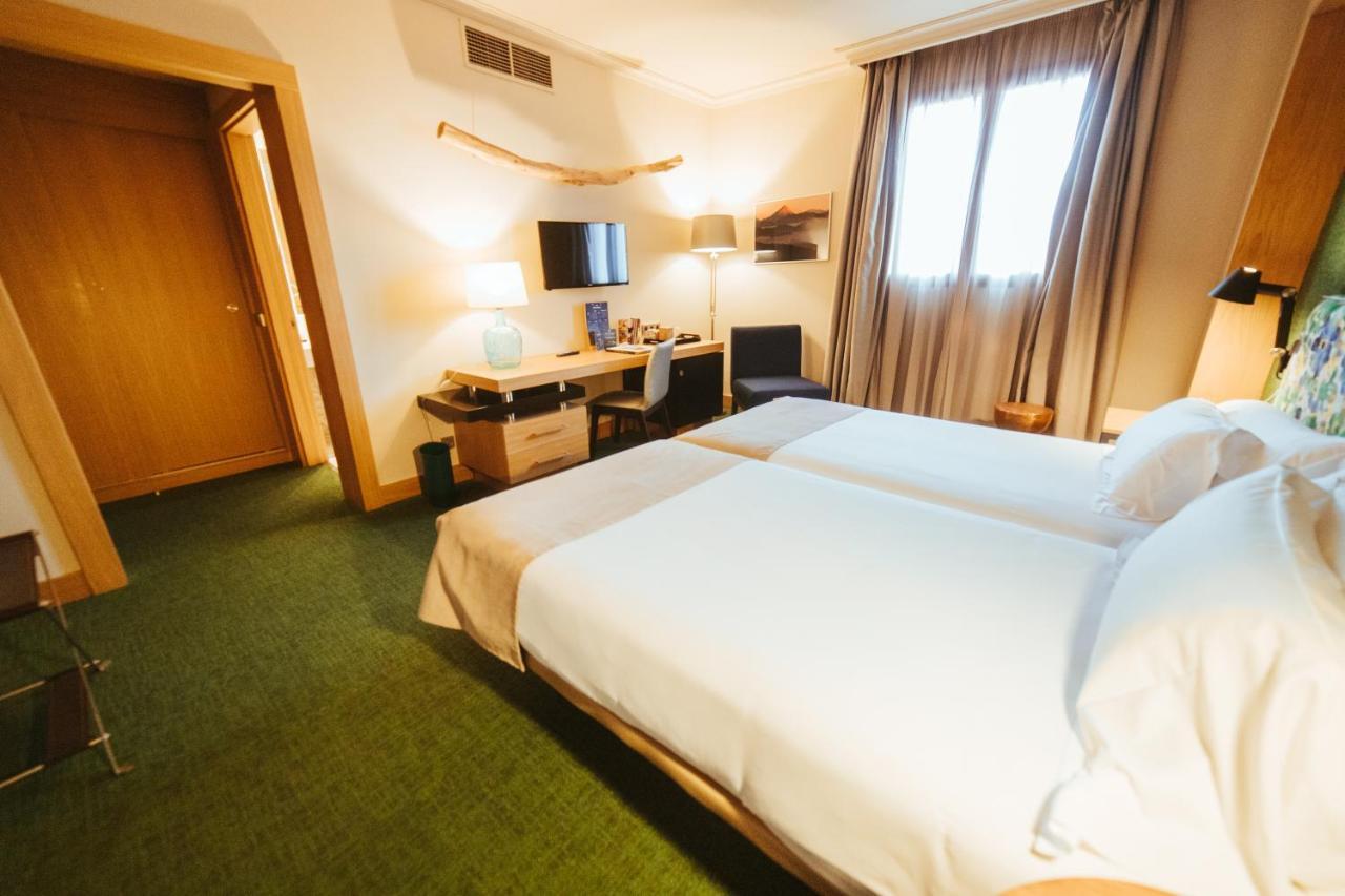 Barcelo Conde Luna Hotel 4*