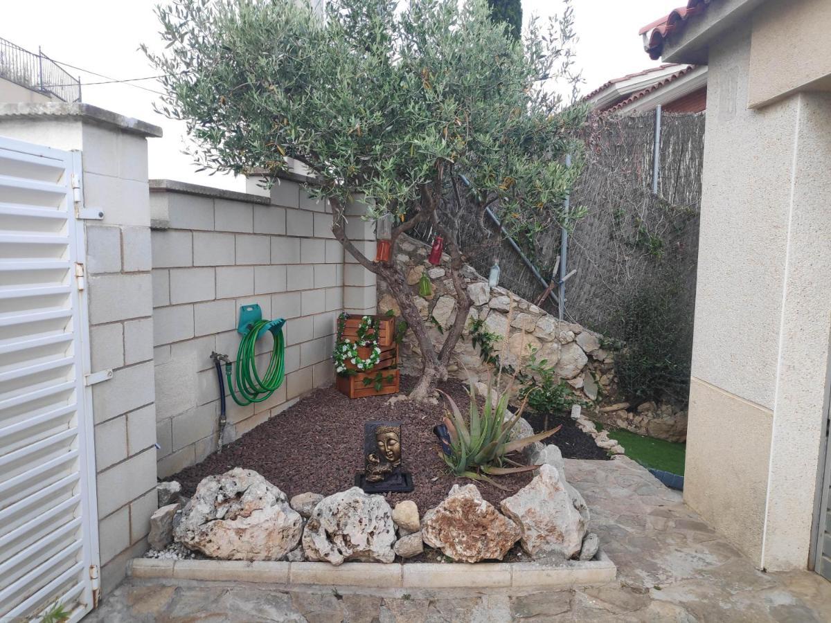 House. Casa Con Piscina Privada * Calafell