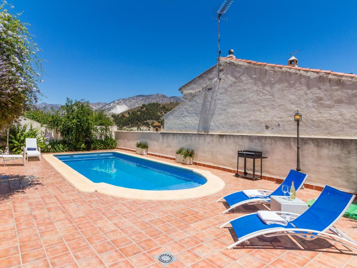 Casa Pedregal Villa