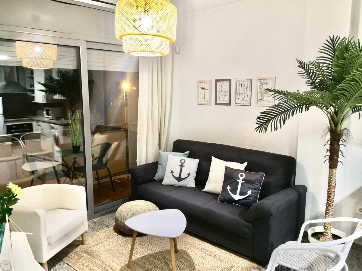Apartamento Seahomes Vacations, Beach&pool, In Fenals *