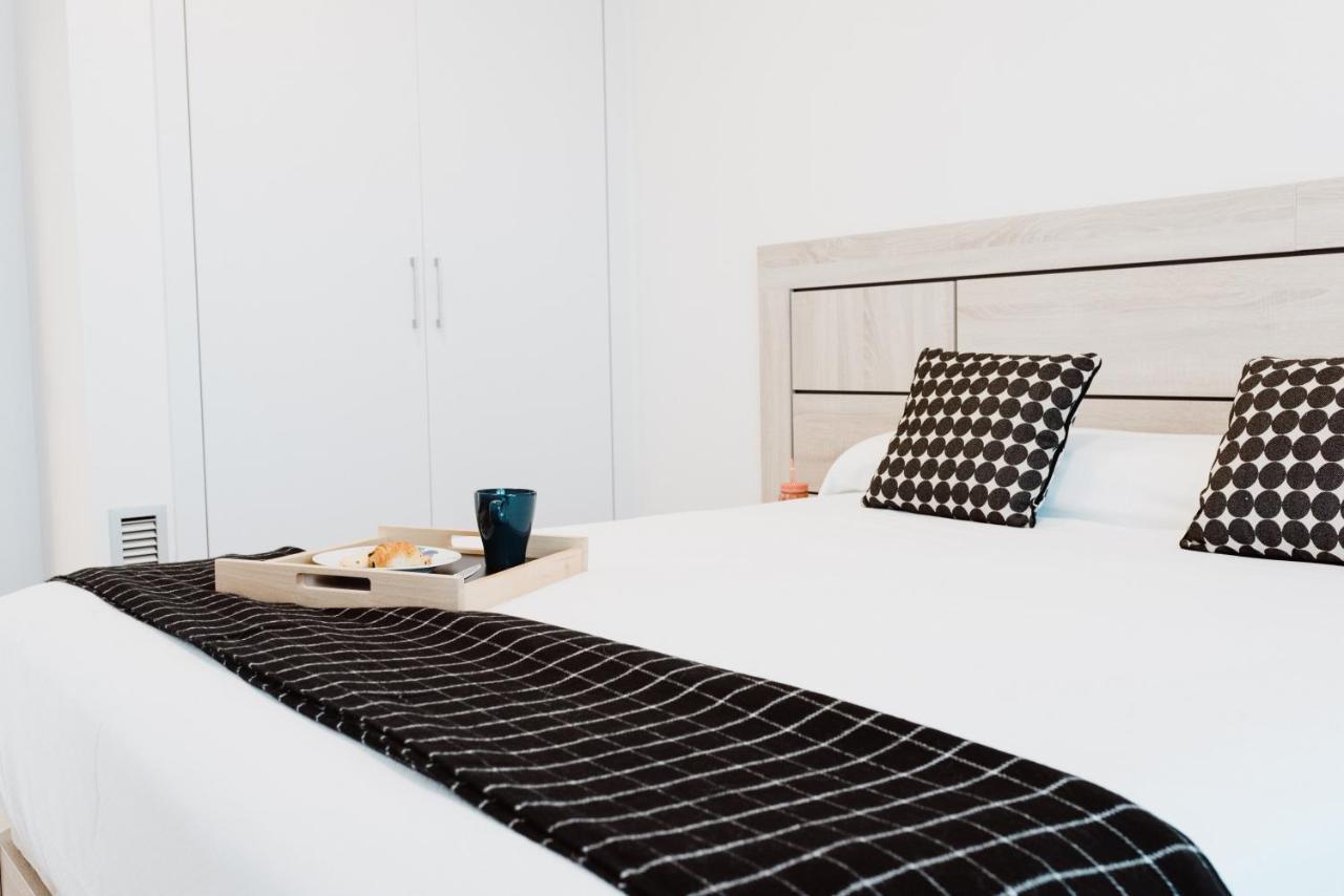 Hauzify I Coral Apartment *