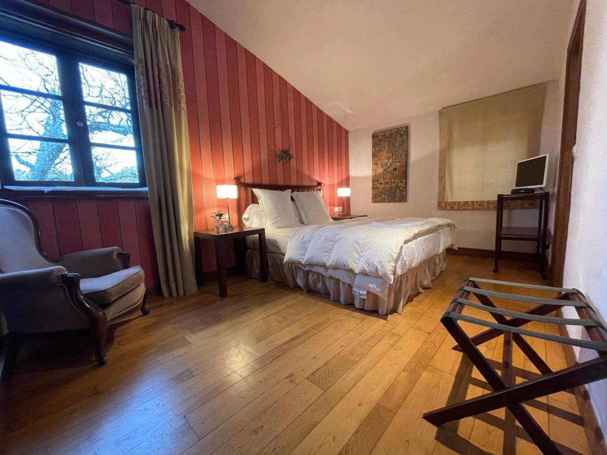 Hotel Rectoral De Cines 4*