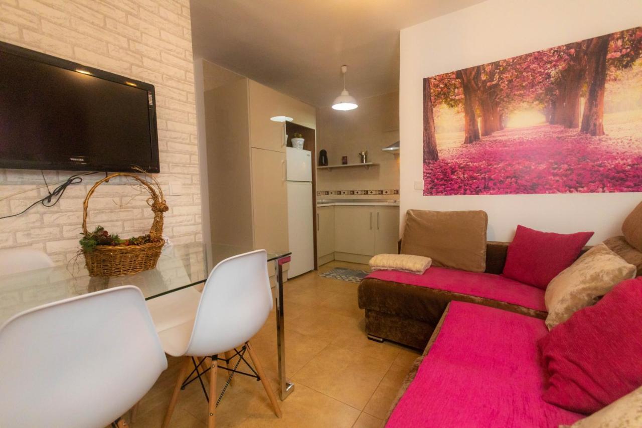 Casa De Las Flores Holiday home *