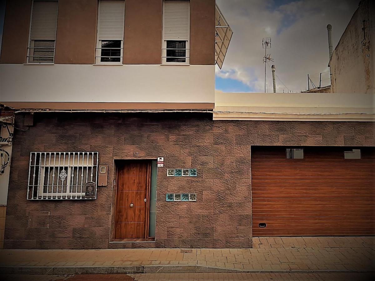Apartamento Rentitspain Confortable Con Patio En Motril