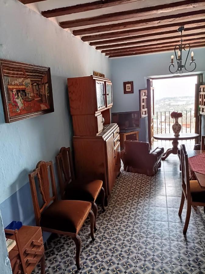 Magnífica Casa De Pueblo Con Todas Comodidades