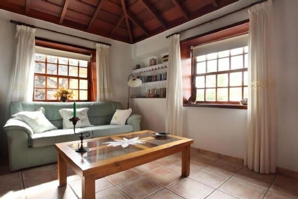 Casa Mangos *