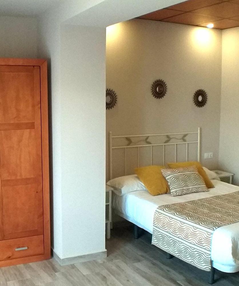 Hotel El Rincon De Yaxu 2*