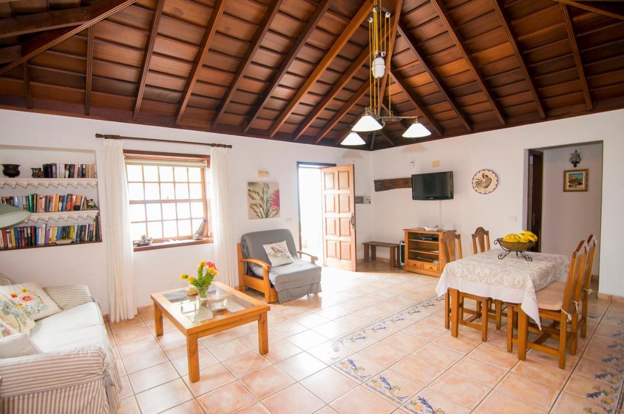 Casa Mangos *