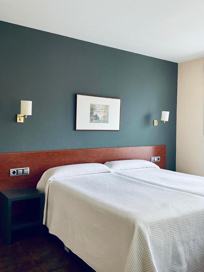 Yerri Hotel 2*