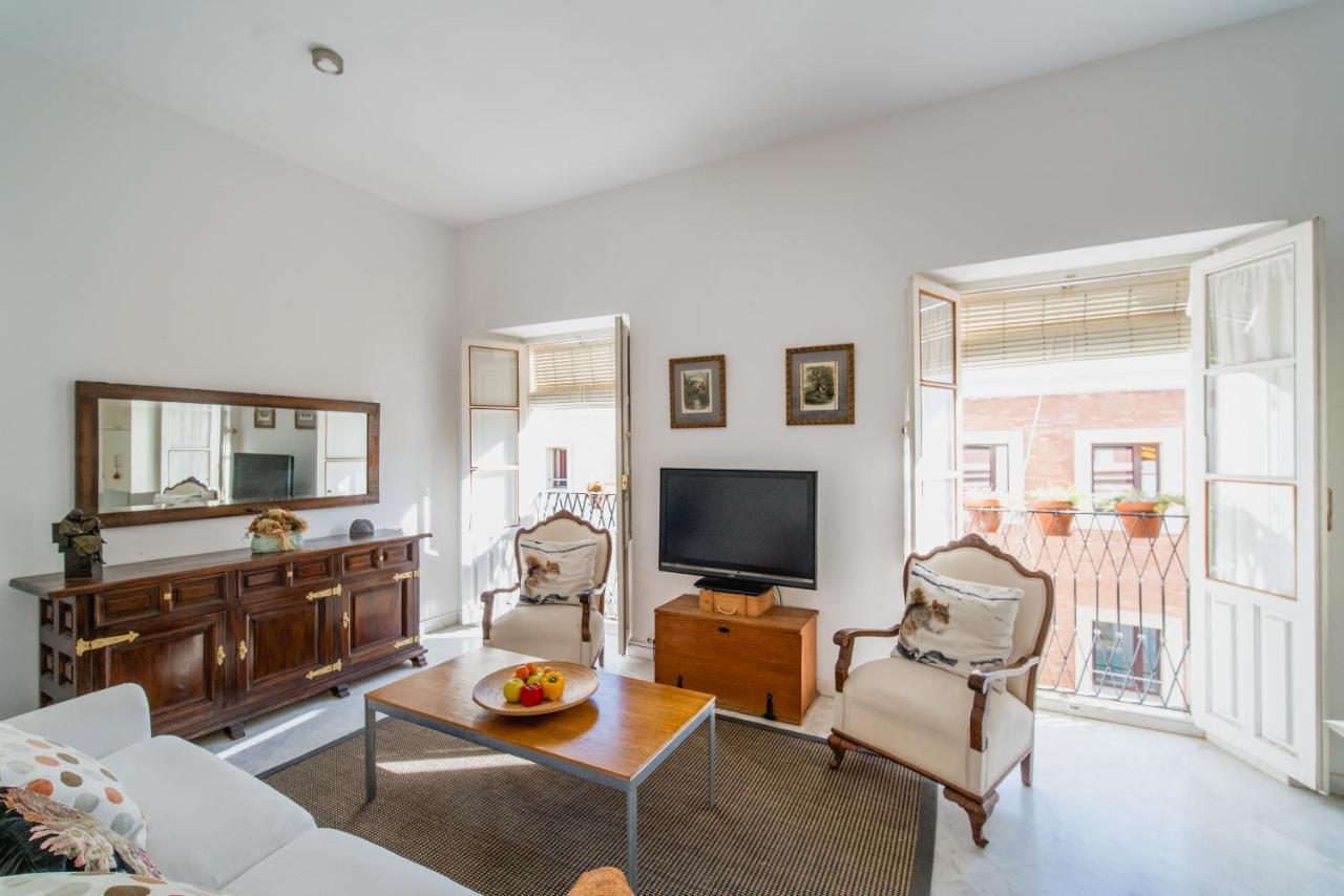 Eva Recommends Alameda Apartment Seville