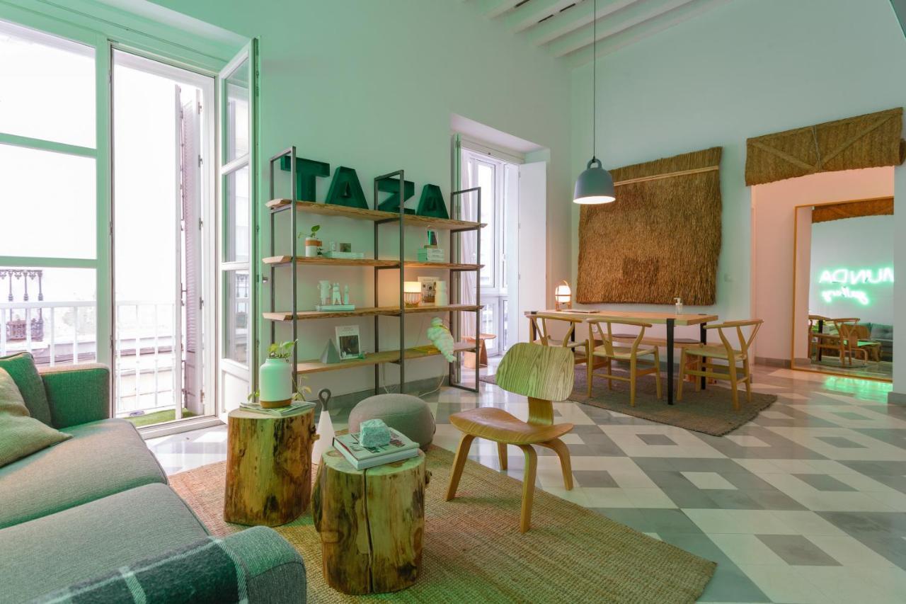 The Queen's Designer By Cadiz4rentals Apartment Cadiz