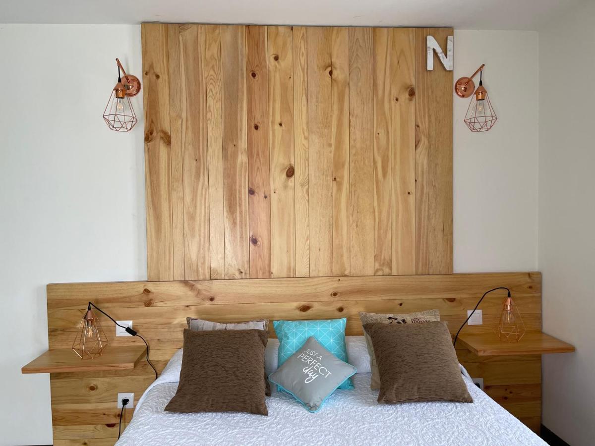 La Casa De Noelia Hinojedo