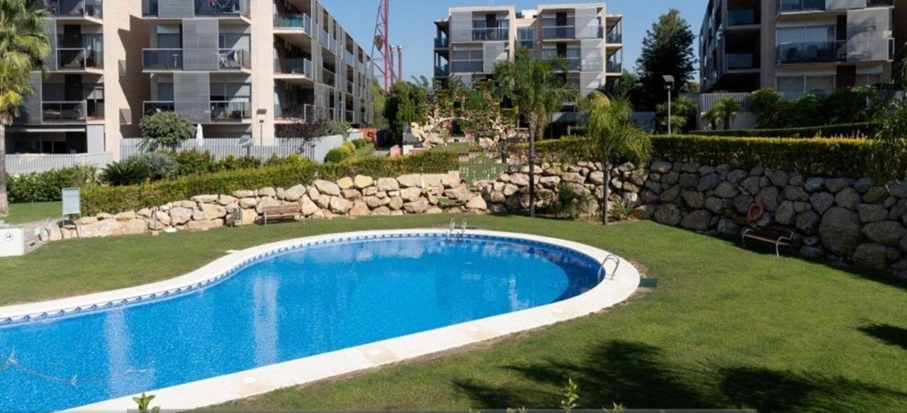 Paradise Village Port Aventuras * Salou