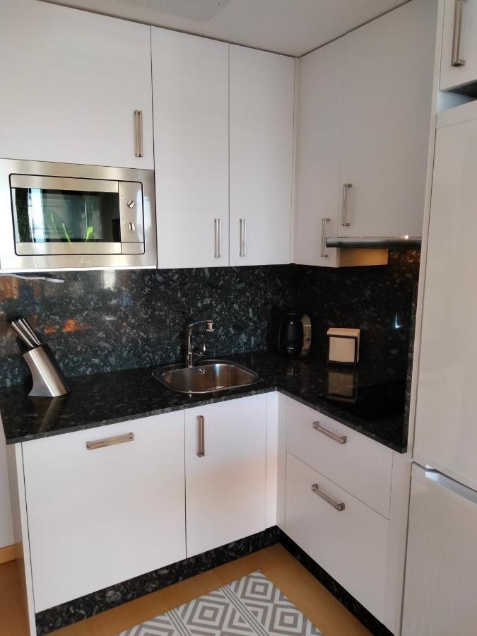 Carles Deluxe Ocean View Apartment *