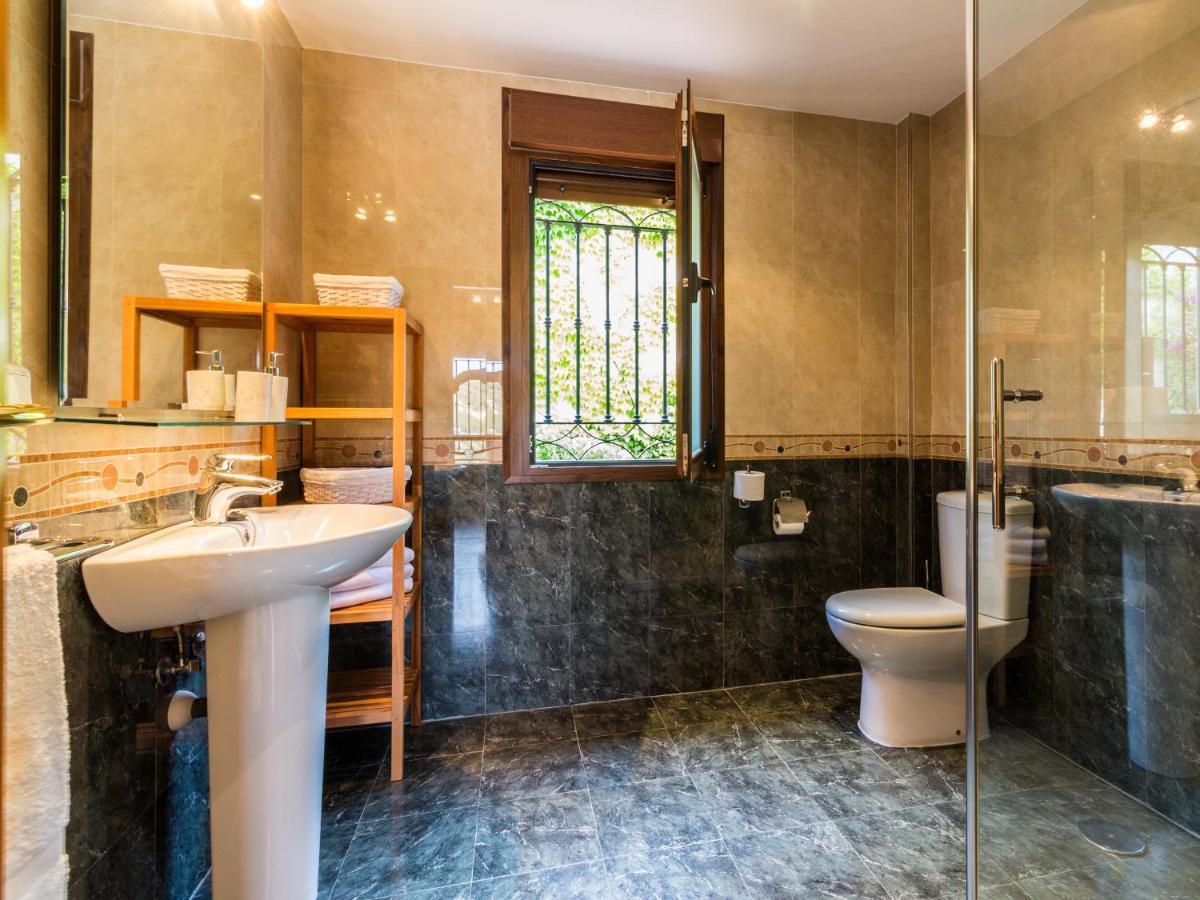 Casa Pedregal Villa