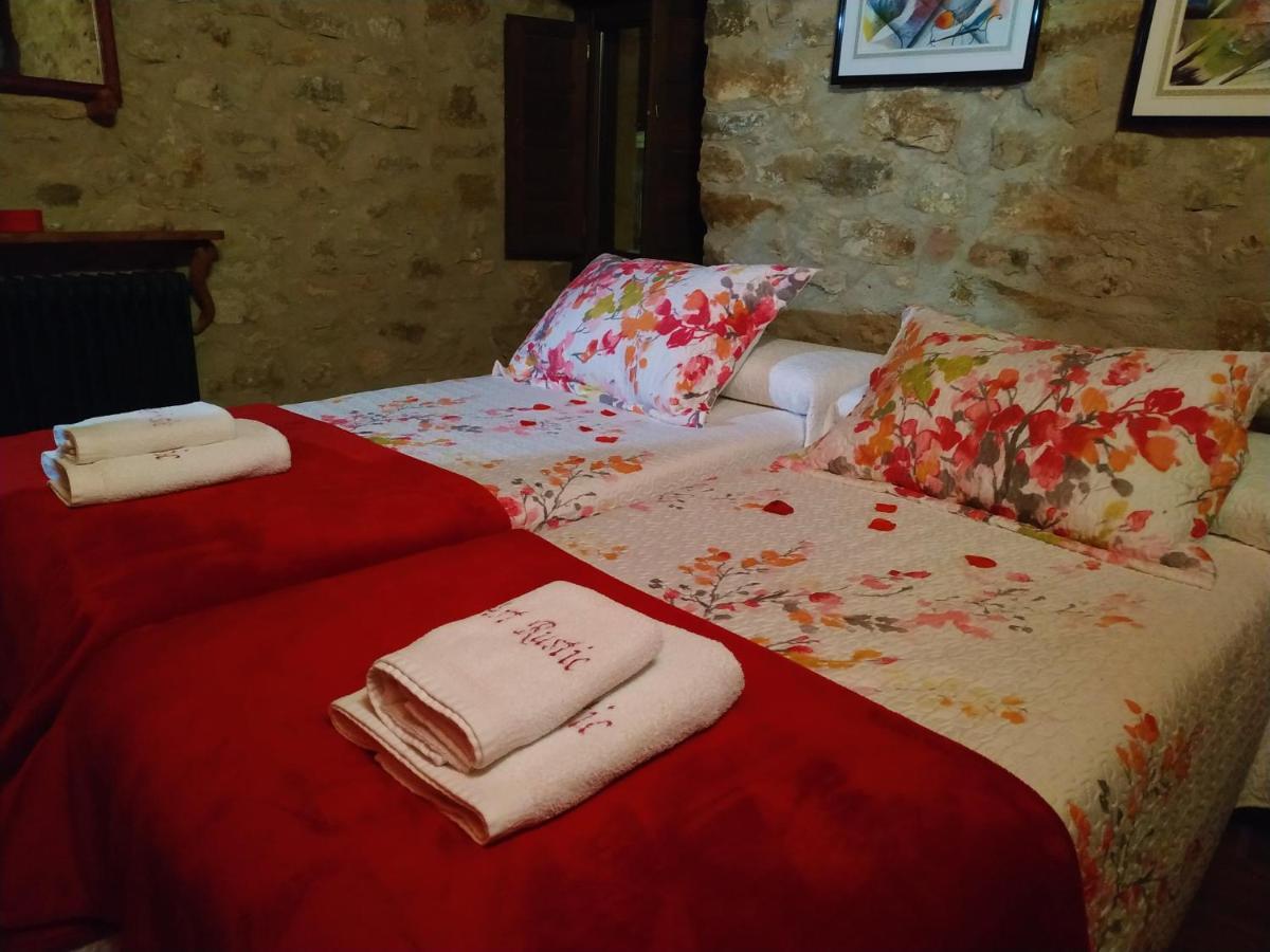 Casa Ideal Grupos, Rustic Oh * Chert