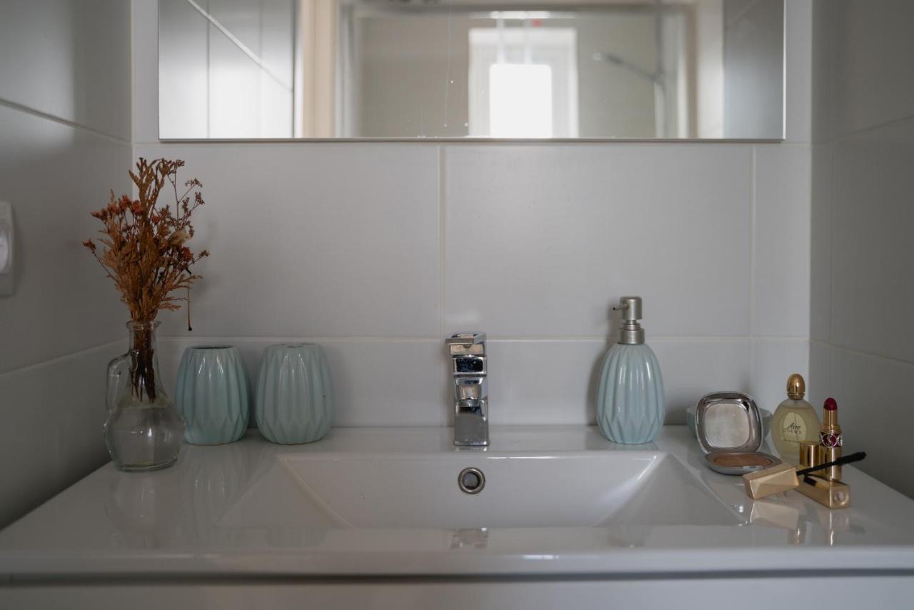 Eva Recommends Alameda Apartment