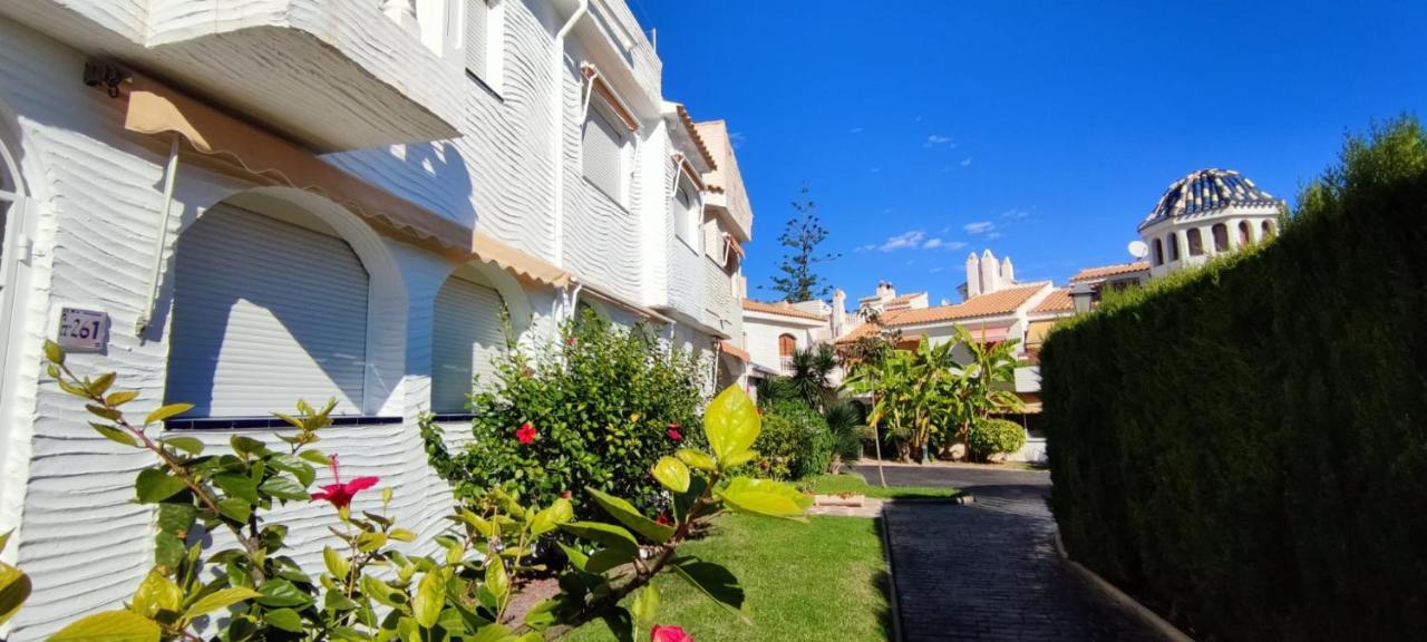 Holiday home Townhouse With Bbq And Pools - Costa Hispania